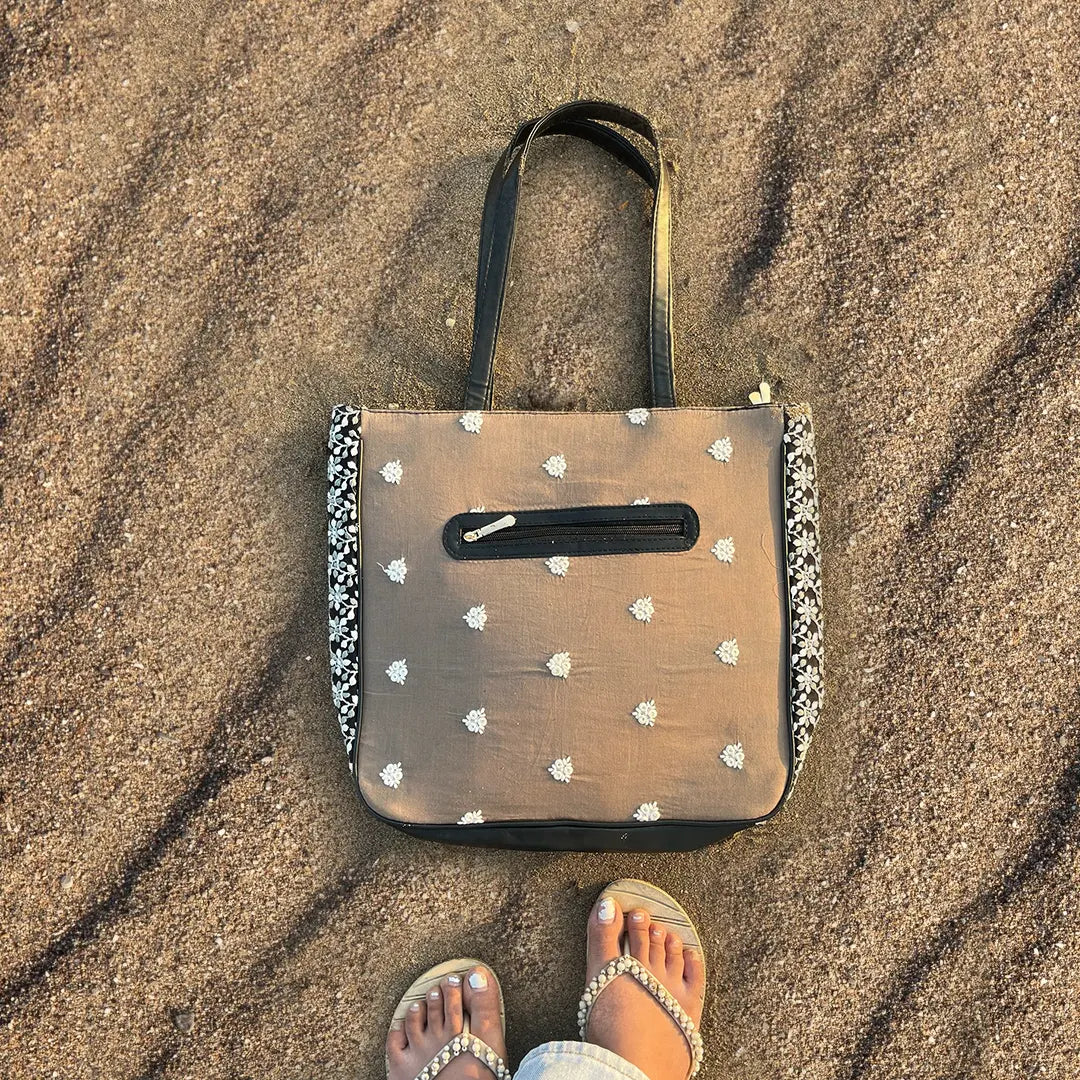Embroidery Tote Bag - Beige