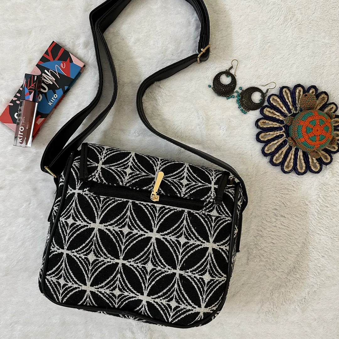 Kaleidoscope Conductor Crossbody